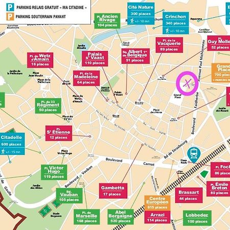 Au Coeur De La Grand Place Arras Εξωτερικό φωτογραφία