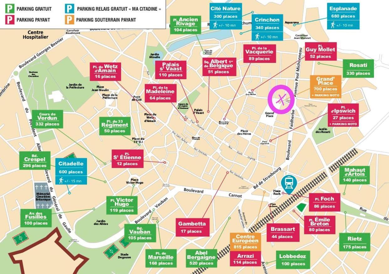 Au Coeur De La Grand Place Arras Εξωτερικό φωτογραφία